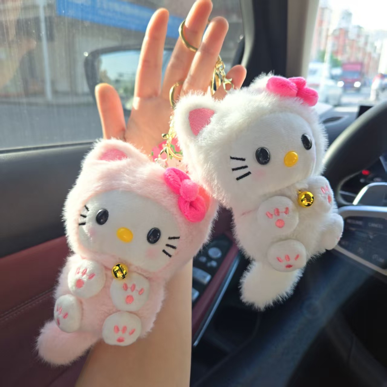 Car Accessories For Decoration - Kawaii HelloKitty Bell Cat hanger, kattenversiering