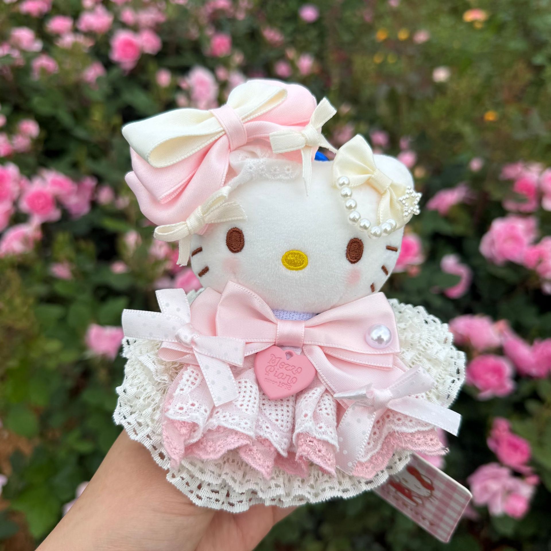 Sanrio Hello Kitty roze Lolita - Car Accessories In Japan recensie en prijs